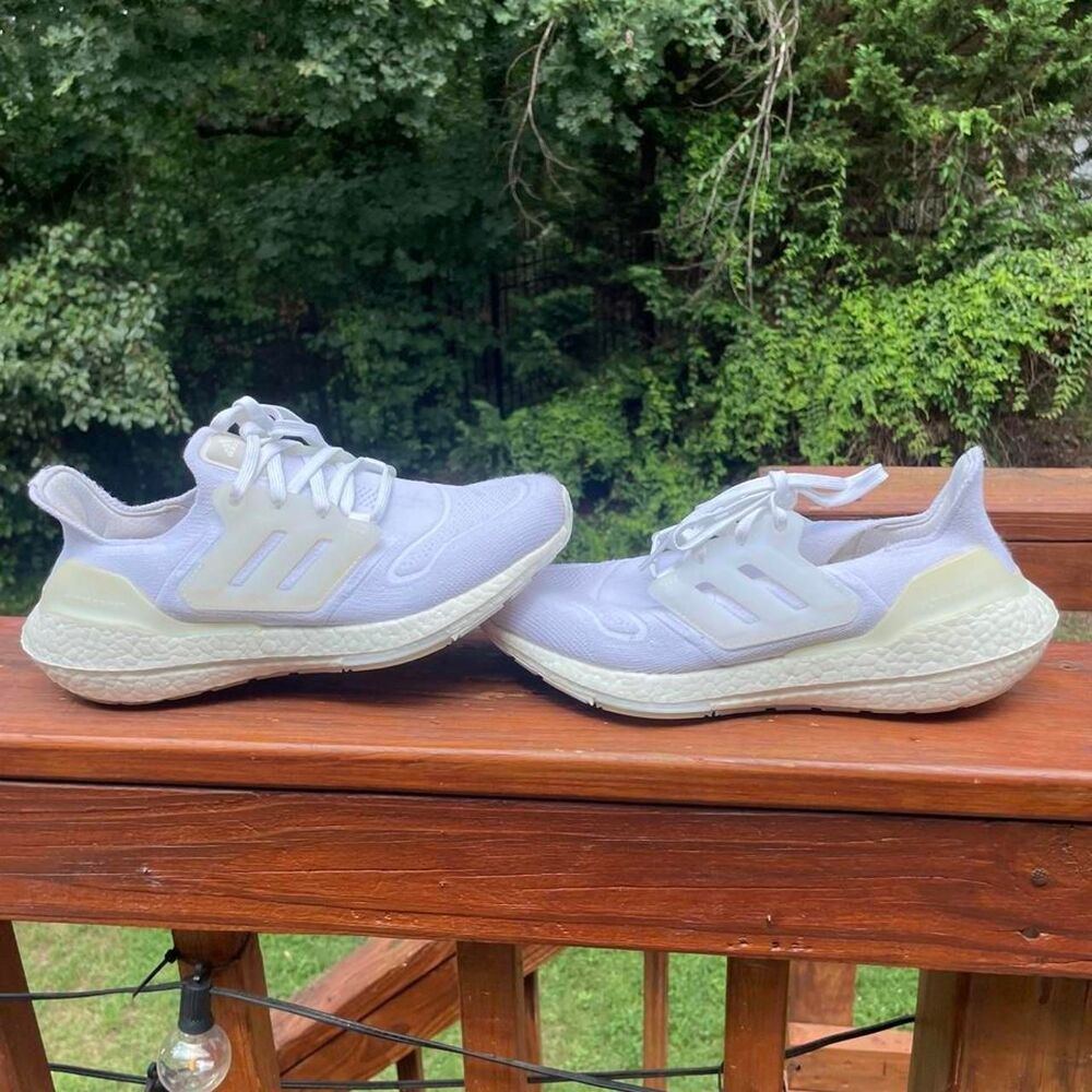 Adidas Ultra Boost Women's 7.5 White Running Sneakers